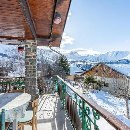 Les Aiguilles Chalet *