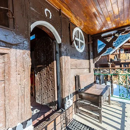 Chalet Les Aiguilles Albiez-Montrond
