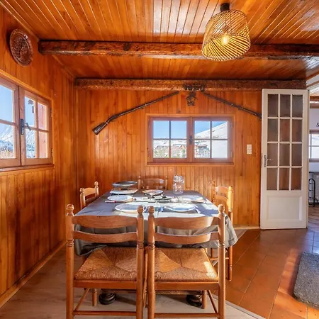 Les Aiguilles Chalet
